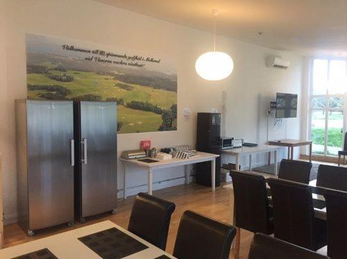 Melleruds Golfklubb Bed & Breakfast Extérieur photo